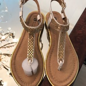 Re-Listing- Summer Sandals!